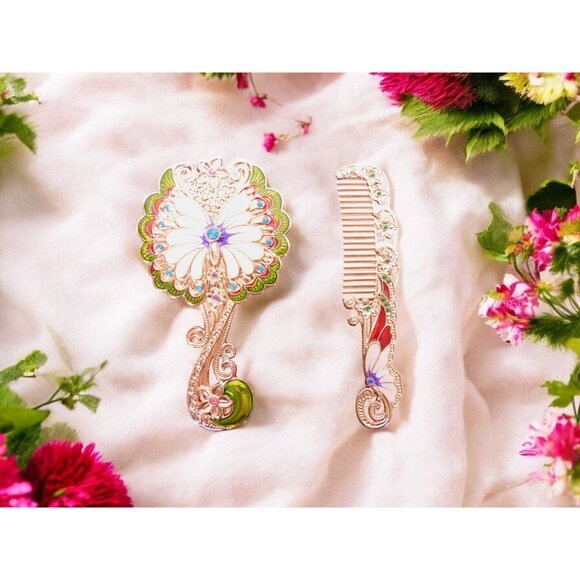 Vintage-Inspired Butterfly Mirror Comb Set Metal Handheld Compact Gift - Picture 2 of 12